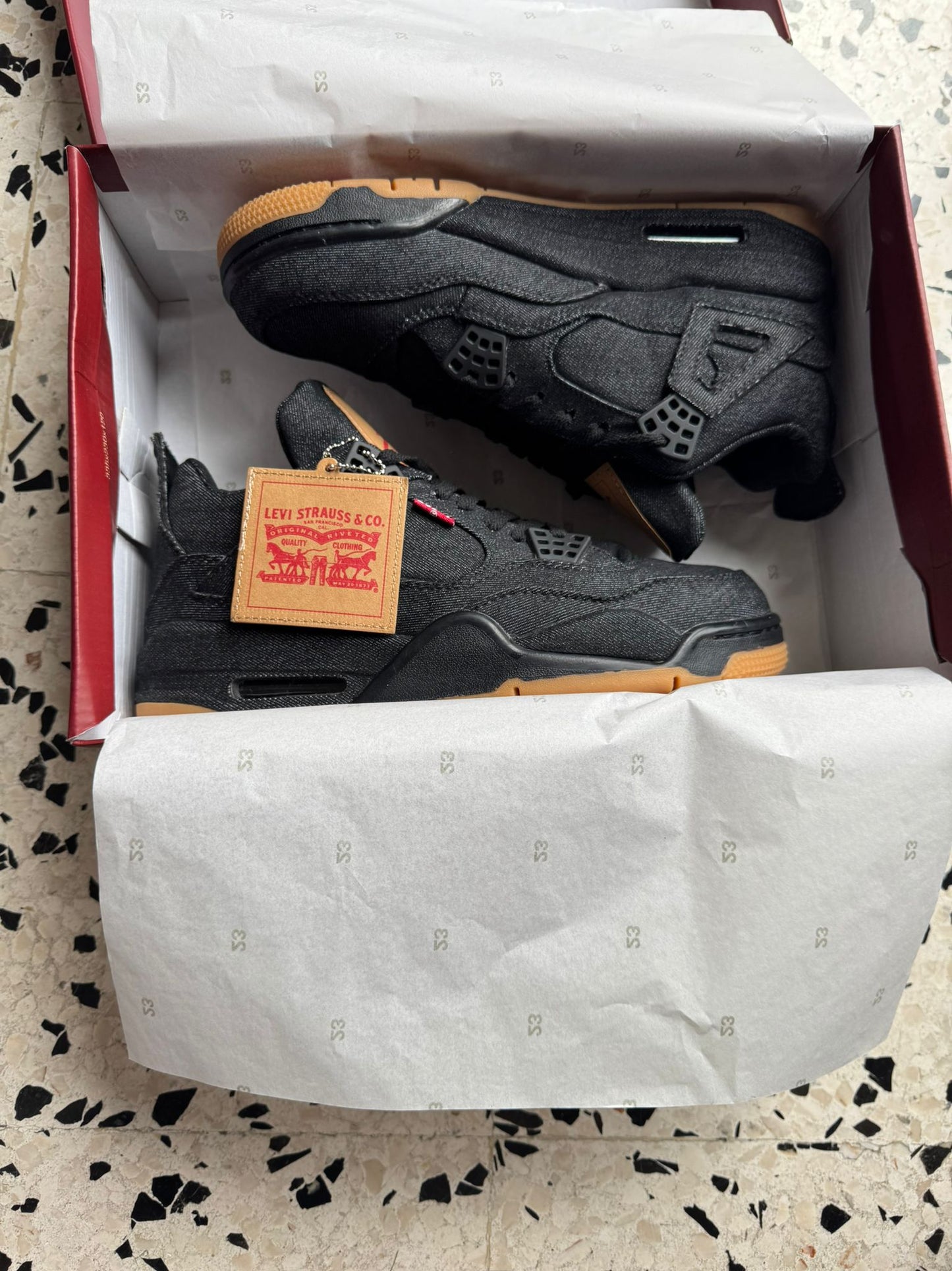 Air Jordan 4 x Levi’s Black Denim